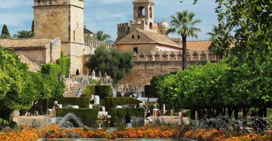 Cordoba: Alcazar of The Christian Monarchs Tickets and Tour - Entering a fortress that became a palace