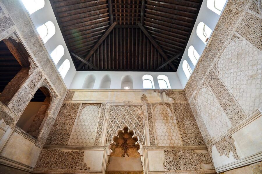 Córdoba Guided Tour of the Mosque, Jewish Quarter & Alcazar - San Bartolomé and the smaller details