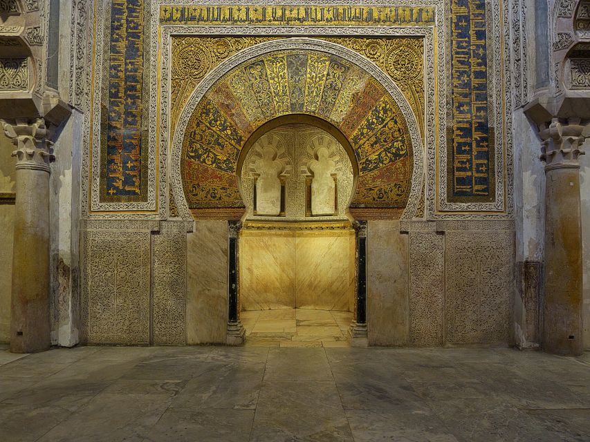Córdoba: Mosque and Alcazar Private Tour with tickets - Key points to know before booking