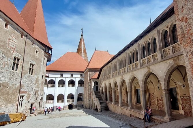 Corvinilor Castle and Sibiu optional Sighisoara from Brasov - Who will enjoy this castle and city combination