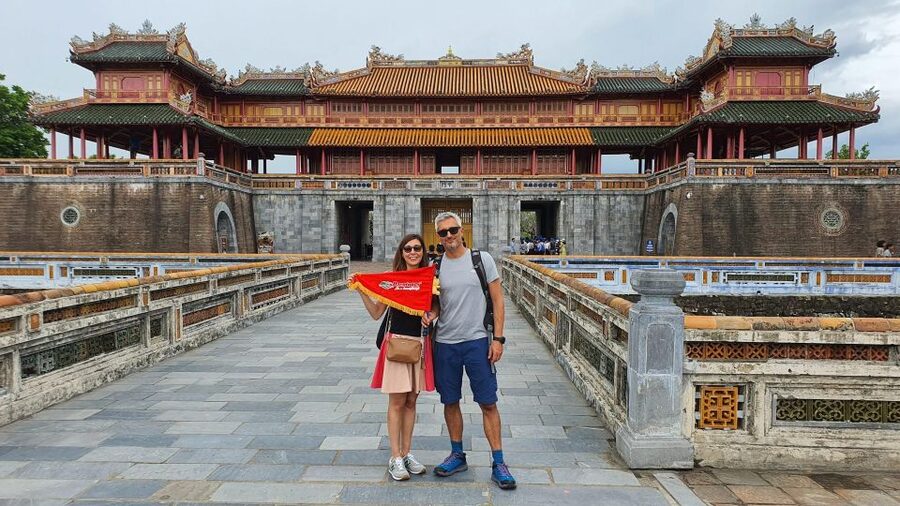 DaNang/Hoi An: Hue Citadel via Hai Van Pass Small Group Tour - Thien Mu Pagoda beside the Perfume River