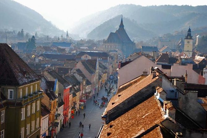 Day Trip Through Brasov in Transylvania and Bran, Peles, and Rasnov Castles - Brasov old town and the Black Church