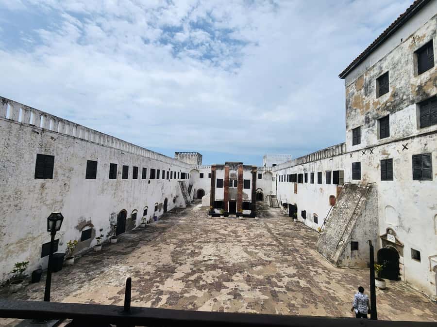 Discover Cape Coast and Elmina Castle with Kakum - Beach time after a demanding day