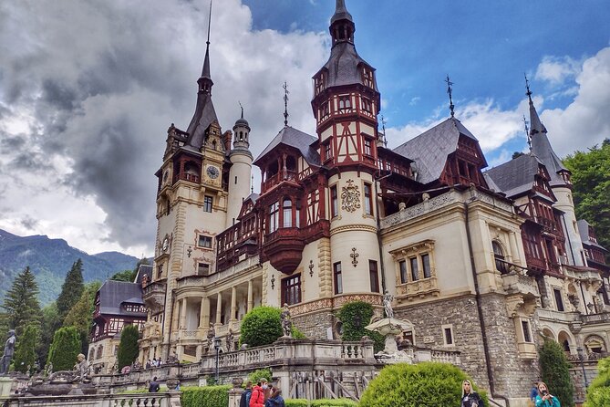 Discover Transylvania: Dracula, Peles Castle, Brasov Private Tour - Who should book this full-day route?