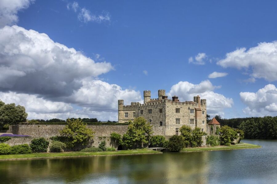 Dover to London & Heathrow via Canterbury and Leeds Castle - Why this Dover transfer works well