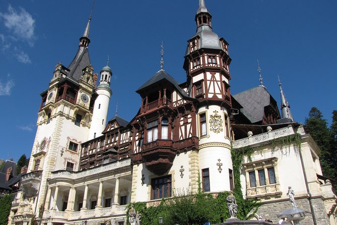 DRACULA CITY BREAK Bran Castle, Peles Castle Sinaia, Brasov City - Group size, guide quality, and practical comfort
