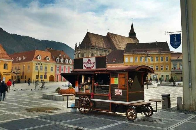 Dracula's Castle, Peles Castle and old town Brasov from Bucharest - What kind of guide makes this tour work
