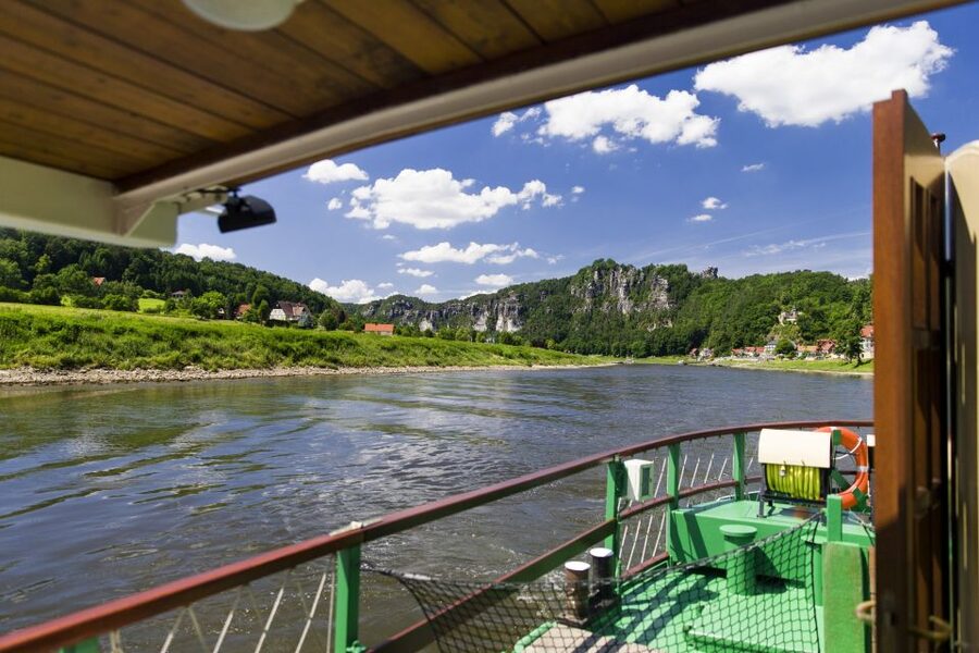 Dresden: Königstein Fortress Paddle Steamer Cruise - Boarding Beneath Brühl’s Terrace