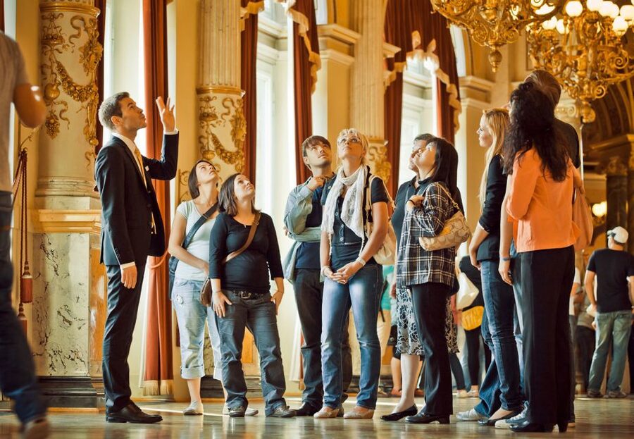 Dresden: Semperoper und Residenzschloss - Why the opera house tour earns its place