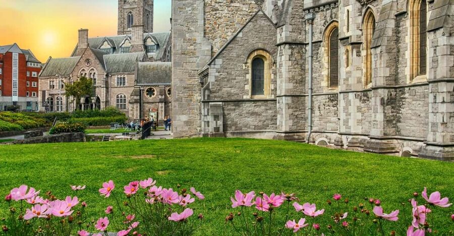 Dublin: Book of Kells, Dublin Castle and Christ Church Tour - Starting beside the Liffey at Wellington Quay