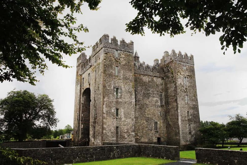 Dublin: Cliffs of Moher, Bunratty Castle and Ennis Day Trip - Timing, Weather and Group Conditions