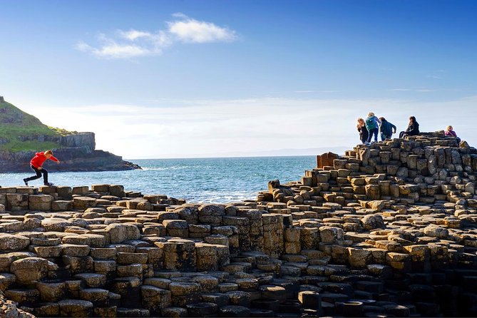 Dublin to Belfast Black Cab, Dunluce Castle and Giant's Causeway - Why this Dublin to Northern Ireland day trip works