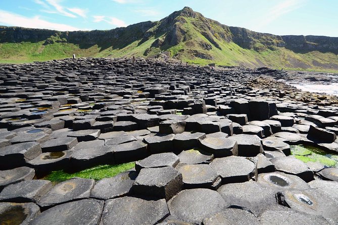 Dublin to Belfast Black Cab, Dunluce Castle and Giant's Causeway - Belfast through a local black cab