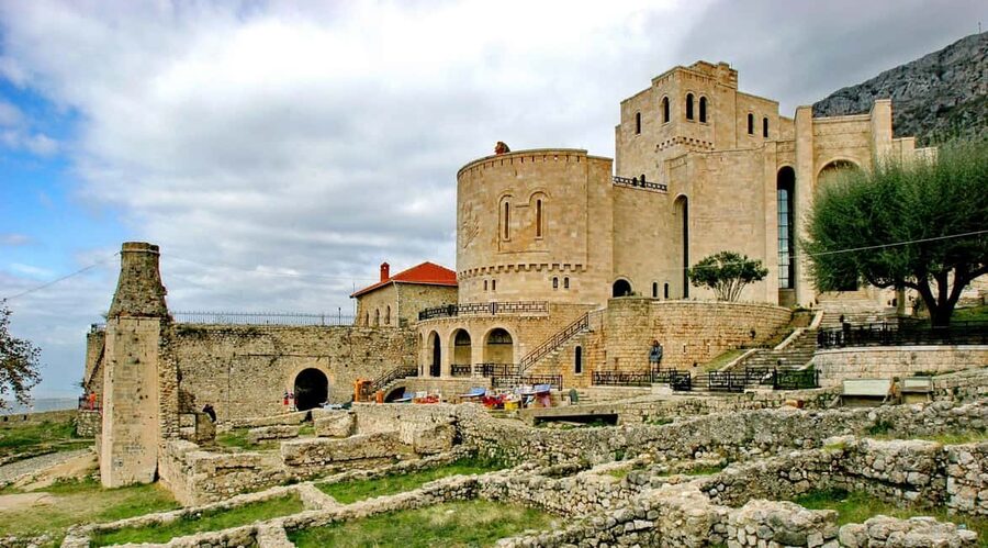 Durres/Golem: Kruja Castle & Bazaar with Traditional Lunch - Who will enjoy this tour most