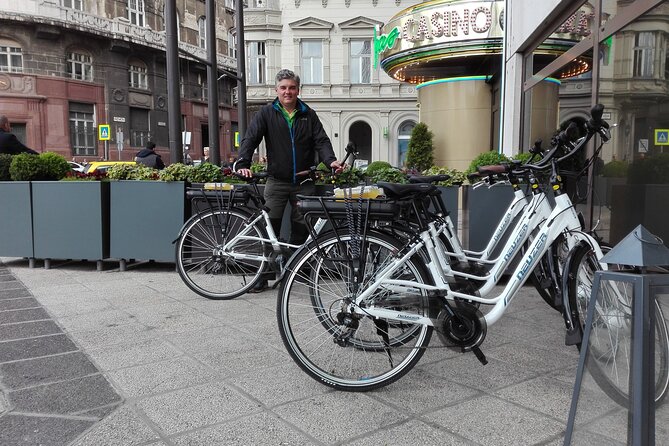 E-Bike Guided Tour in Castle Hill Budapest - Why an e-bike is a smart way to see Budapest