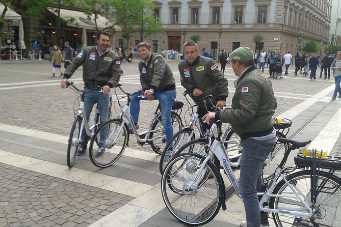 E-Bike Guided Tour in Castle Hill Budapest - Climbing to the Castle District