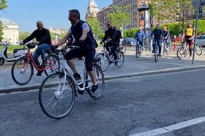 E-Bike Guided Tour in Castle Hill Budapest - Parliament from the Danube side