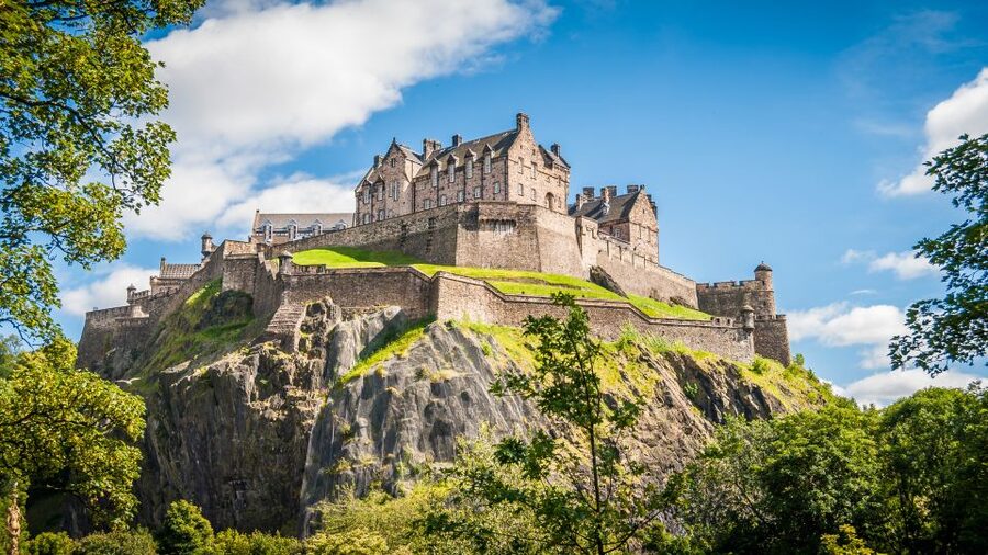 Edinburgh Castle: 120-Minute In-Depth Tour with Expert Guide - The Royal Palace, Crown Jewels, and Mary, Queen of Scots