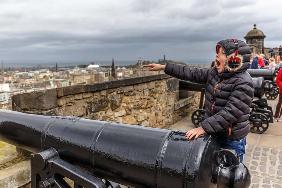 Edinburgh Castle: Express Guided Tour with Entry Ticket - The Royal Palace and the story of Mary, Queen of Scots