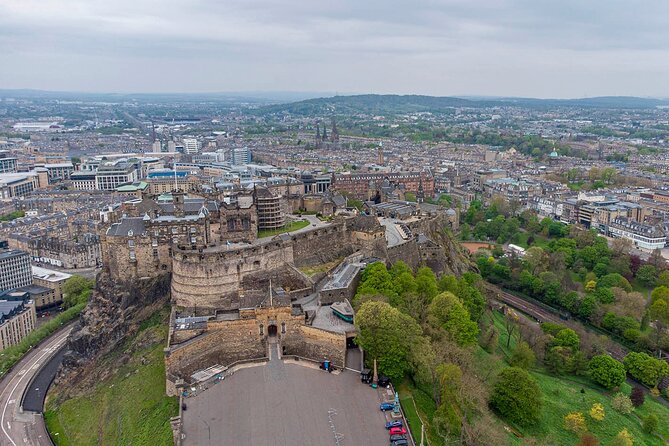 Edinburgh Castle: Guided Walking Tour with Entry Ticket - Meeting near St. Giles’ Cathedral