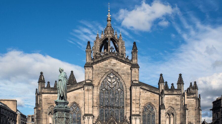 Edinburgh: Edinburgh Castle & Old Town Small Group Tour - St Giles’ Cathedral and Mercat Cross