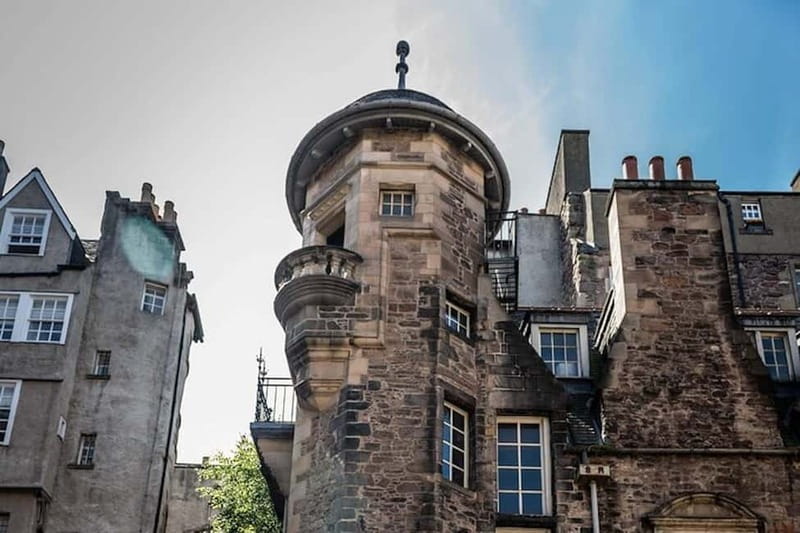 Edinburgh: Harry Potter Private Tour with Edinburgh Castle - City Chambers and Rowling’s Edinburgh legacy