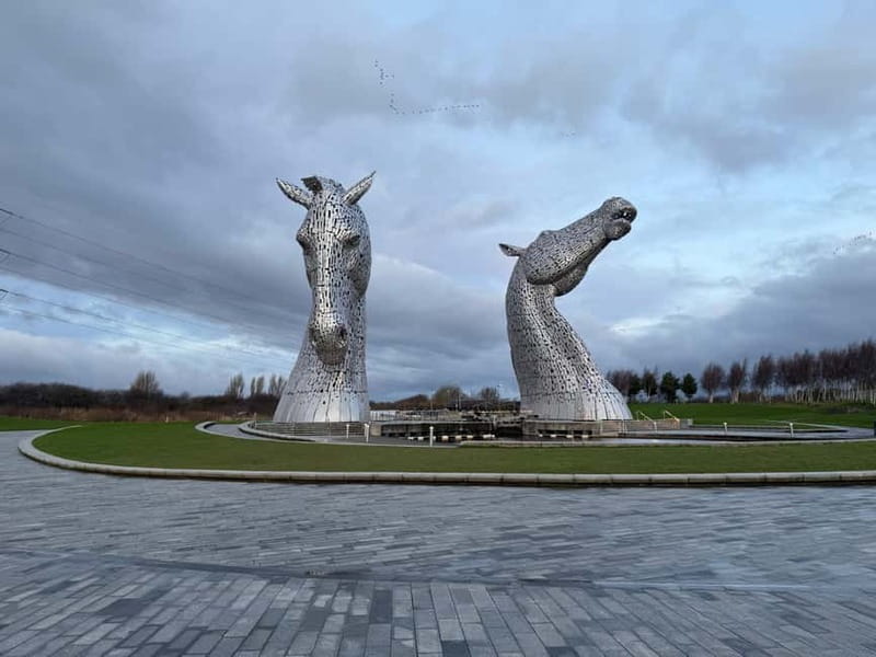 Edinburgh: Kelpies, Stirling Castle & Loch Lomond - The Kelpies: Scotland’s giant horse heads