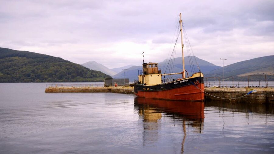 Edinburgh: Oban, Kilchurn Castle & Inveraray Tour in Spanish - Who Should Book This Highland Excursion?