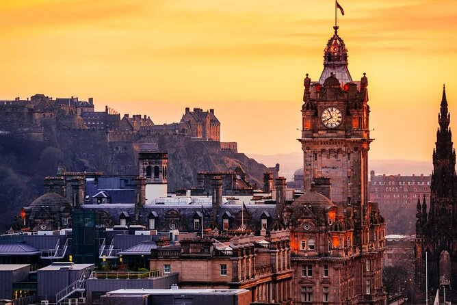 Edinburgh Rail Trip from London with Castle entry and Hop-on Hop-off bus - The Royal Mile and St Giles’ Cathedral