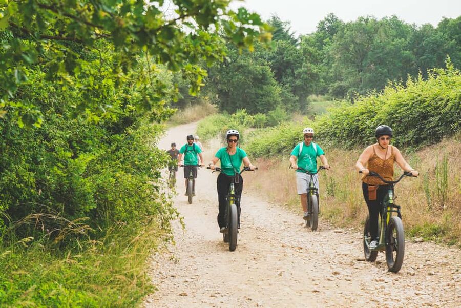 Electric scooter getaway and tasting at Château de Chamirey - The scooter ride: what one hour feels like