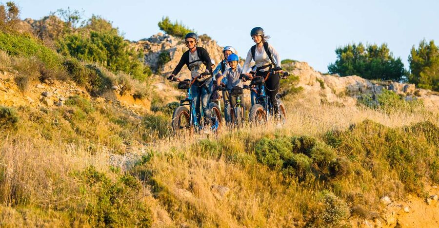 Electric Scooter Tour of Château l'Hospitalet estate - Five things to know before you book