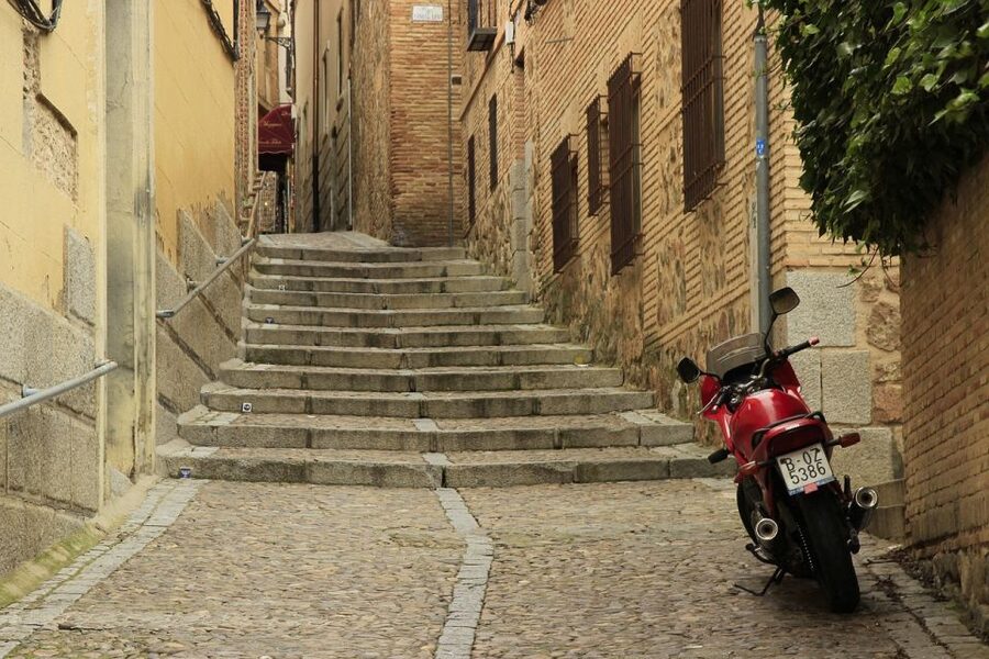 Essential Toledo with Alcázar - Who will get the most from this Toledo tour?