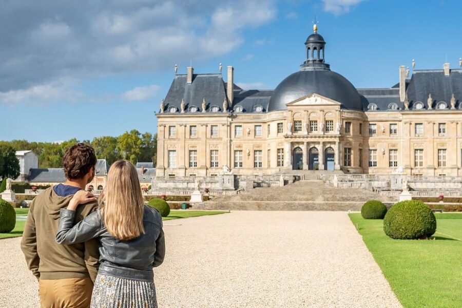 Fontainebleau & Vaux-le-Vicomte Châteaux Day Tour from Paris - Why these two châteaux make a smart pair