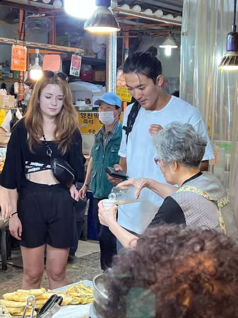 Fortress Night Hike & Snack at a Local Market - Should you book it?