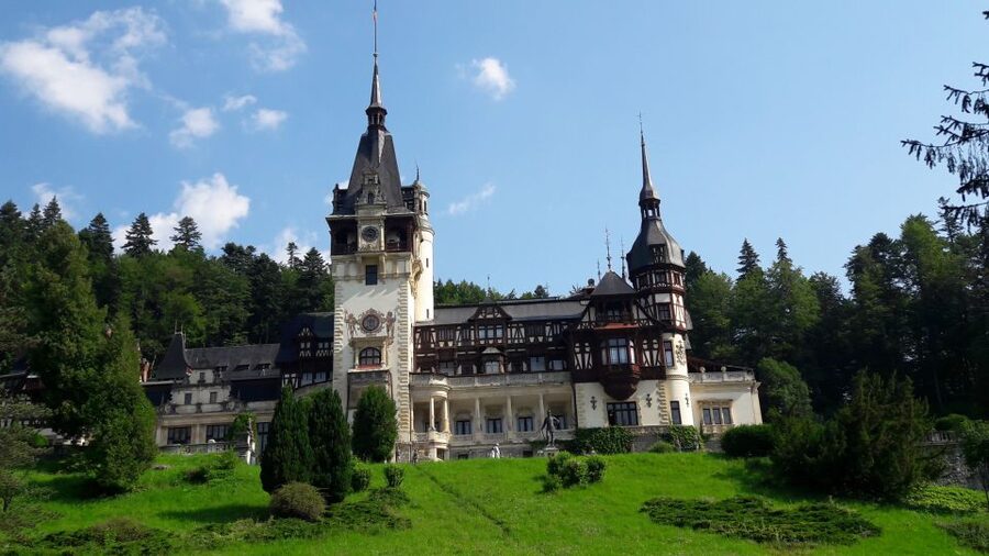 From Brasov: Peles Castle, Bran Castle & Cantacuzino Castle - Is $99 a fair price?