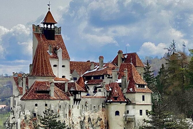 From Brasov: Small-group tour Bran, Rasnov, and Peles Castles - Bran Castle: the Dracula stop