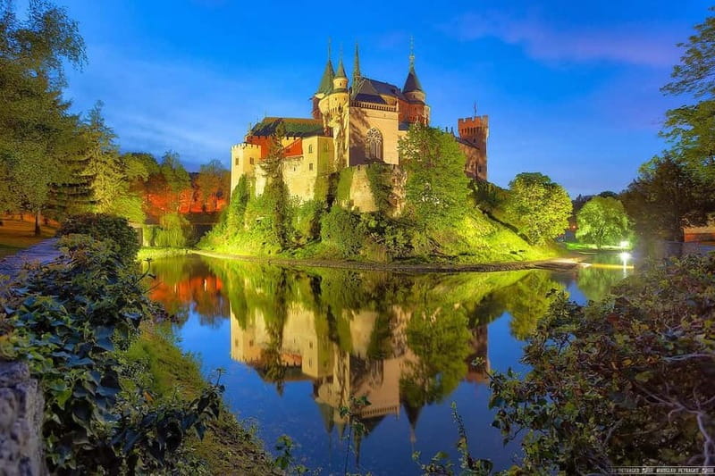 From Bratislava: Bojnice Castle & Čičmany (DayTrip) - What the $198 price really covers