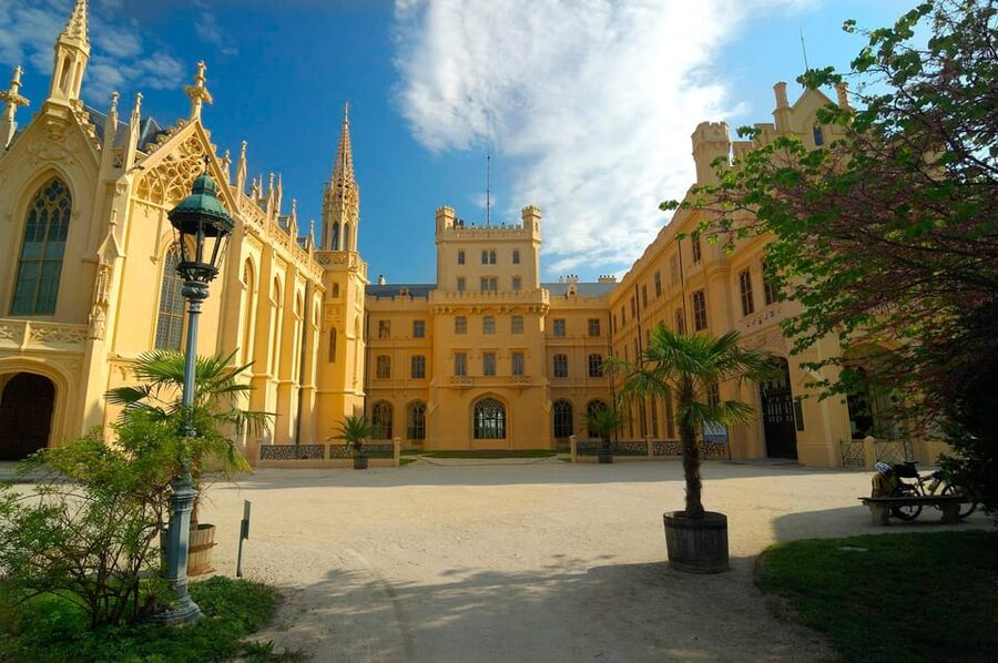 From Bratislava: Moravia: Lednice Castle and park - Key points to know before booking