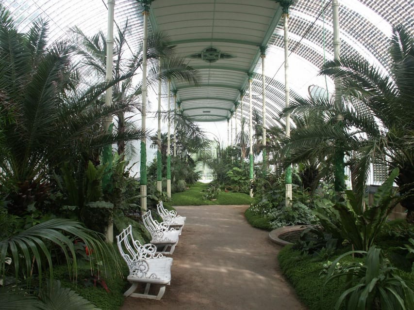 From Bratislava: Moravia: Lednice Castle and park - Free time in the park