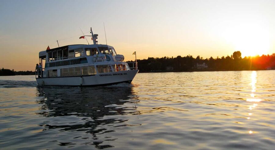 From Brockville: 1000 Islands 2.5-Hour Singer Castle Cruise - Key points before you book
