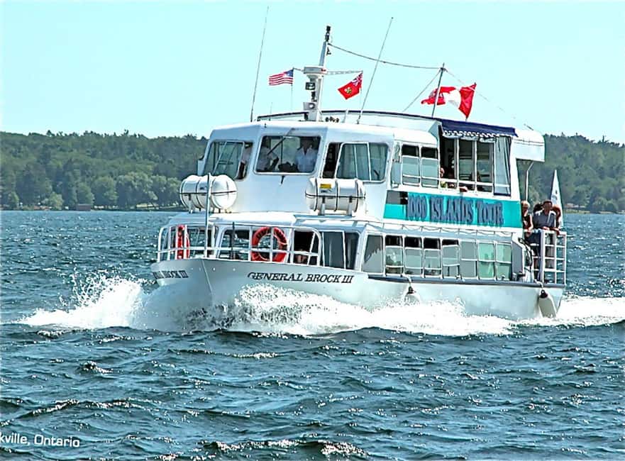 From Brockville: 1000 Islands 2.5-Hour Singer Castle Cruise - Meeting Singer Castle on Dark Island
