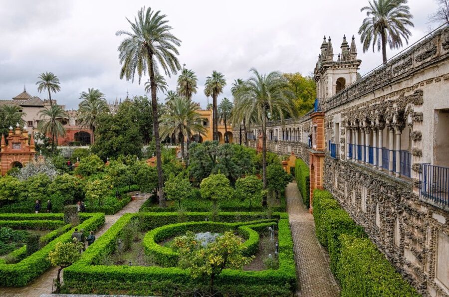 From Cadiz: Private Seville Day Trip, Cathedral & Alcazar - From Cadiz to Seville in a private vehicle