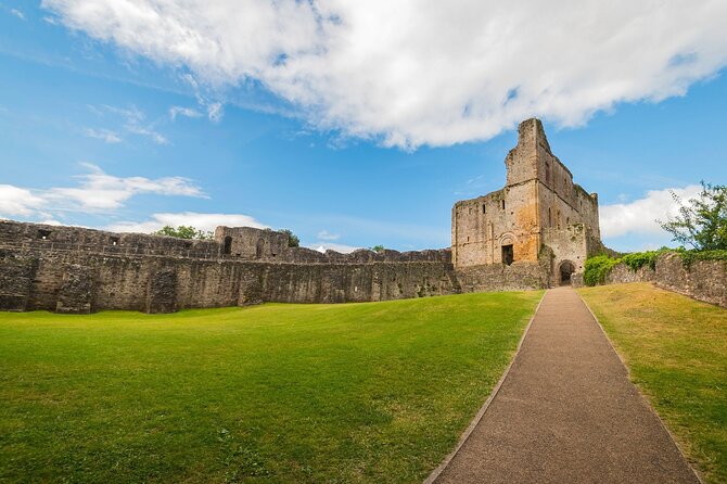 From Cardiff: 3 Amazing Castles, Tintern Abbey & Roman Caerleon - Why this South Wales day trip works
