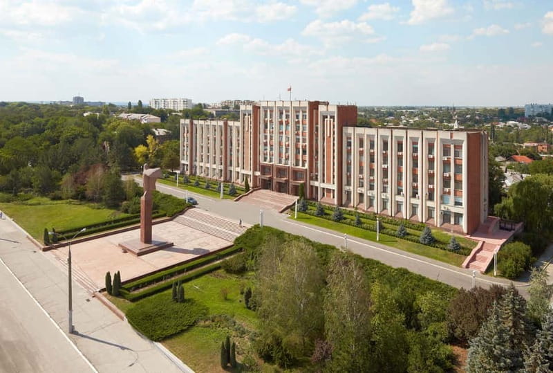 From Chisinau:Transnistria and Castle Mimi Winery by car - Who should book this day trip?