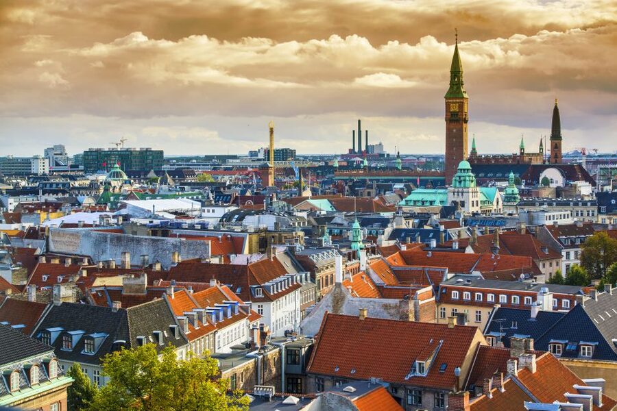 From Copenhagen: 4-hour Private Hamlet Castle Tour - Is $789 Good Value for Three People?