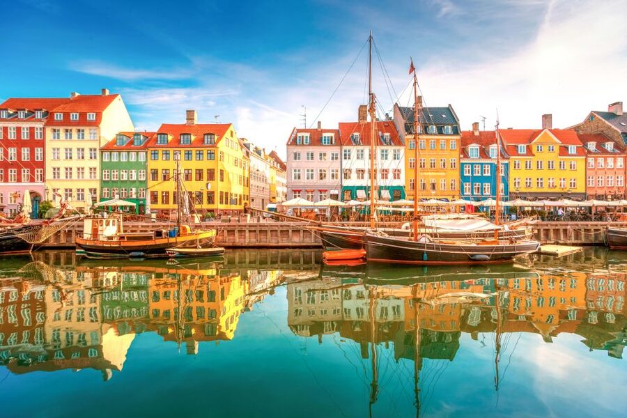 From Copenhagen: Private Frederiksborg Castle Tour - Who will enjoy this private castle trip most