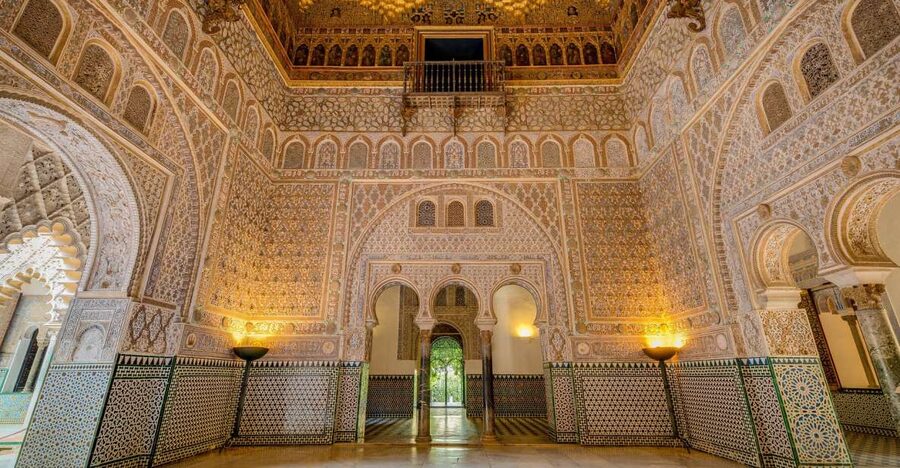 From Costa del Sol: Sevilla Day Trip with Real Alcázar Tour - Pickup points and the long ride south