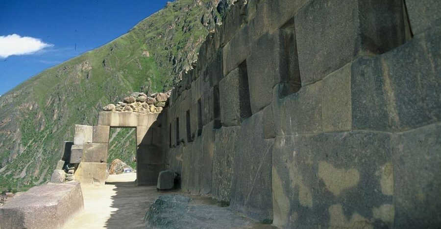 From Cusco: Ollantaytambo Fortress Half-Day Private Tour - What the $126 price really includes
