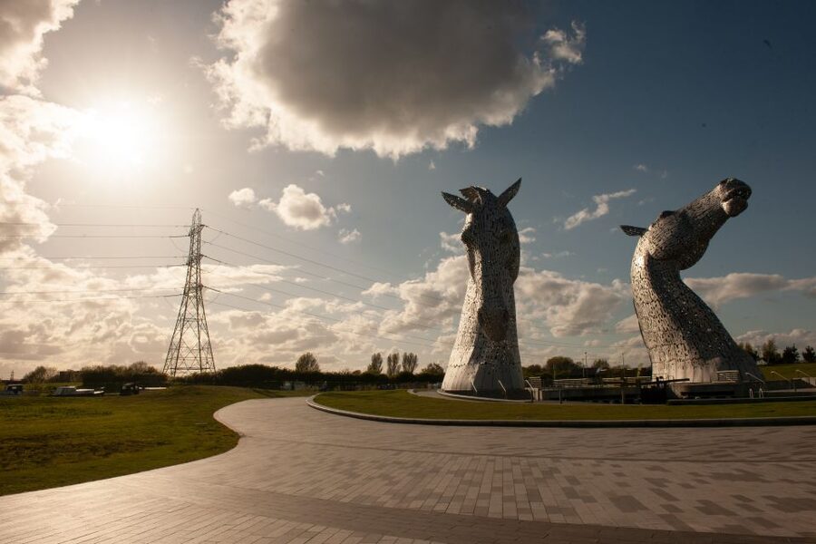 From Edinburgh: Loch Lomond, Kelpies & Stirling Castle Tour - Should you book this tour?