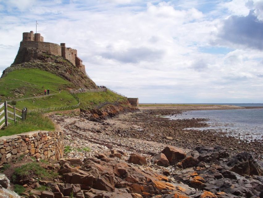 From Edinburgh: Viking Coast & Alnwick Castle Day Tour - Walking, weather, and comfort